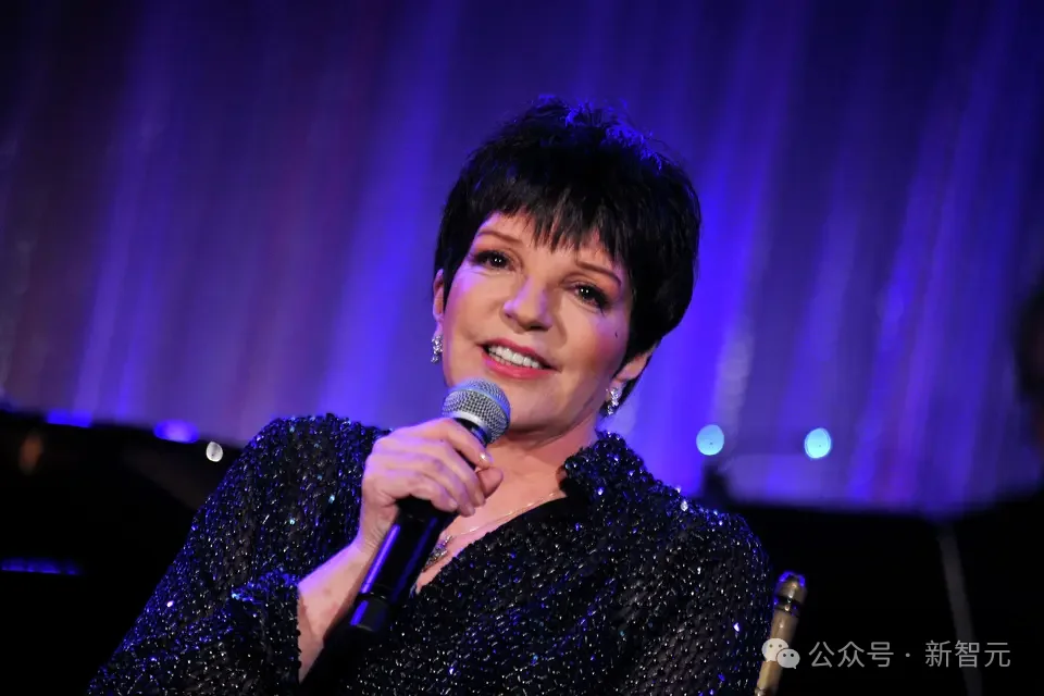 Seedance2.0炸场后，又一中国黑马登顶AA榜单！AI味没了