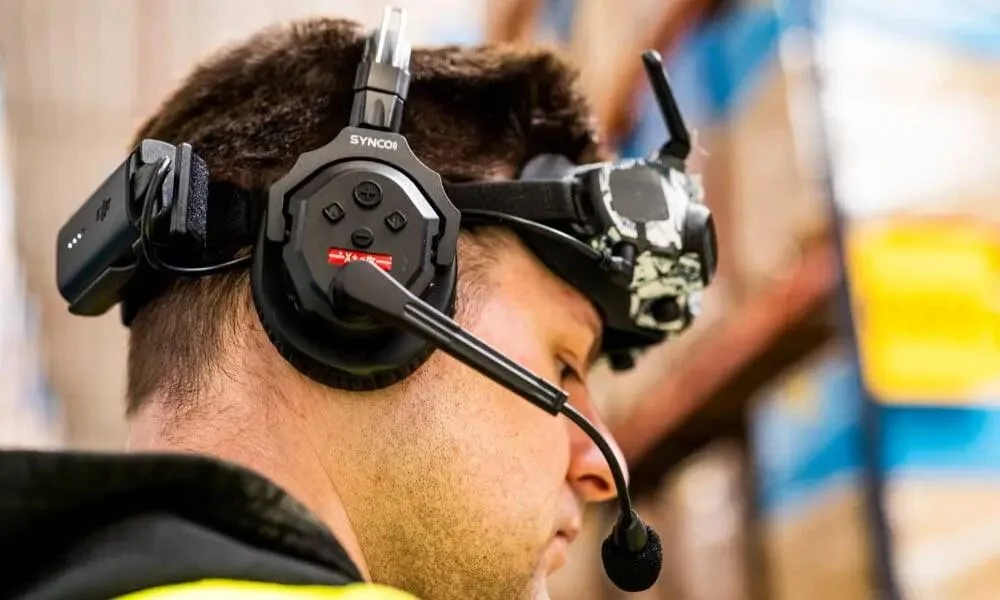 汉堡王给员工戴上 AI 耳机：你的每一句「谢谢」，都在被 AI 打分