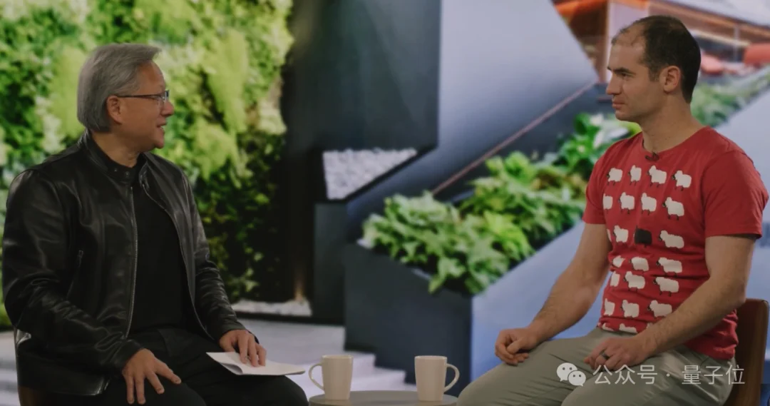 黄仁勋2026大模型座上宾：杨植麟