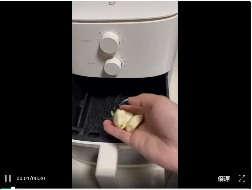 AI能帮忙厨房看火了！面壁智能开源全模态模型MiniCPM-o4.5，边看边听还能主动抢答