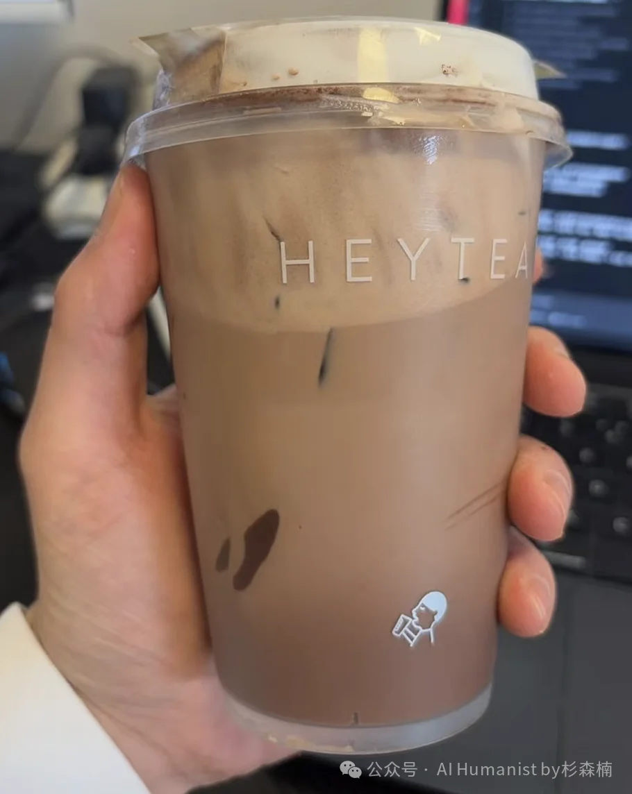 建议腾讯全力 All in QQ AI「代柯」，放弃元宝派