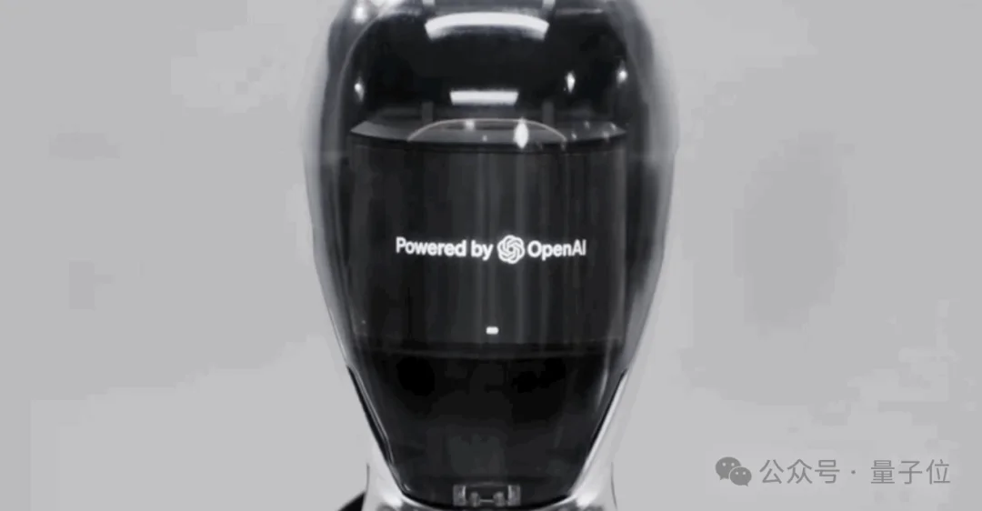 机器人全程自主收拾客厅！390亿美元估值机器人端到端新技能，英伟达持续加注