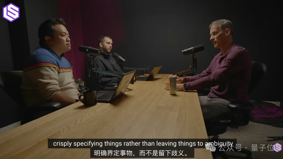 Jeff Dean最新访谈：未来开发者人均50个智能体，写需求成核心技能