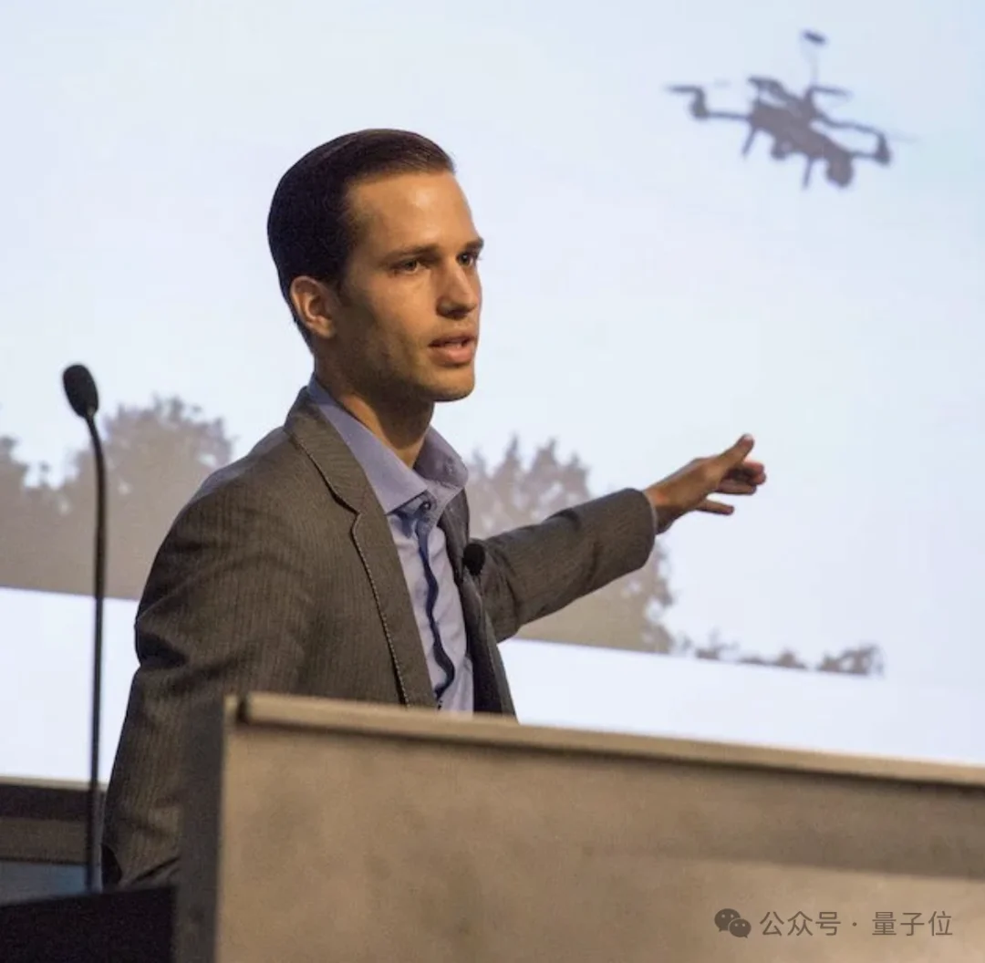 LeCun团队新论文：模仿人类智能搞AI，照猫画虎死胡同