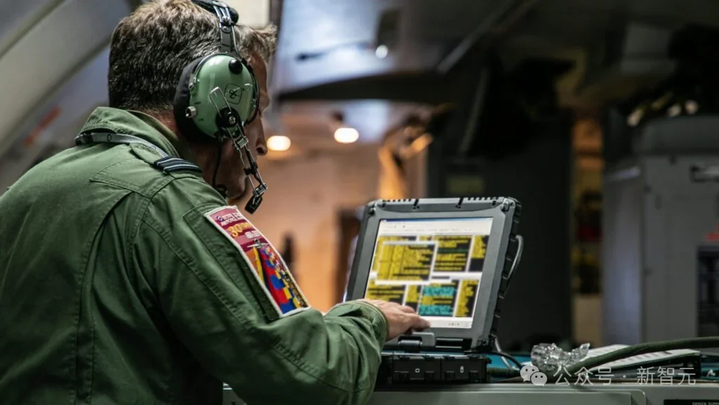 美军杀人AI猛料曝出！Claude24小时锁定伊朗1000个目标，战争彻底变天