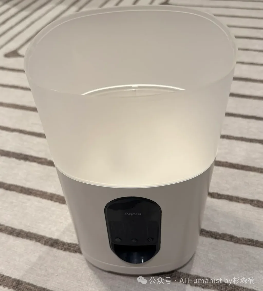 被 Meta 裁掉之后,他教会了自家狗用 Claude Code 编程