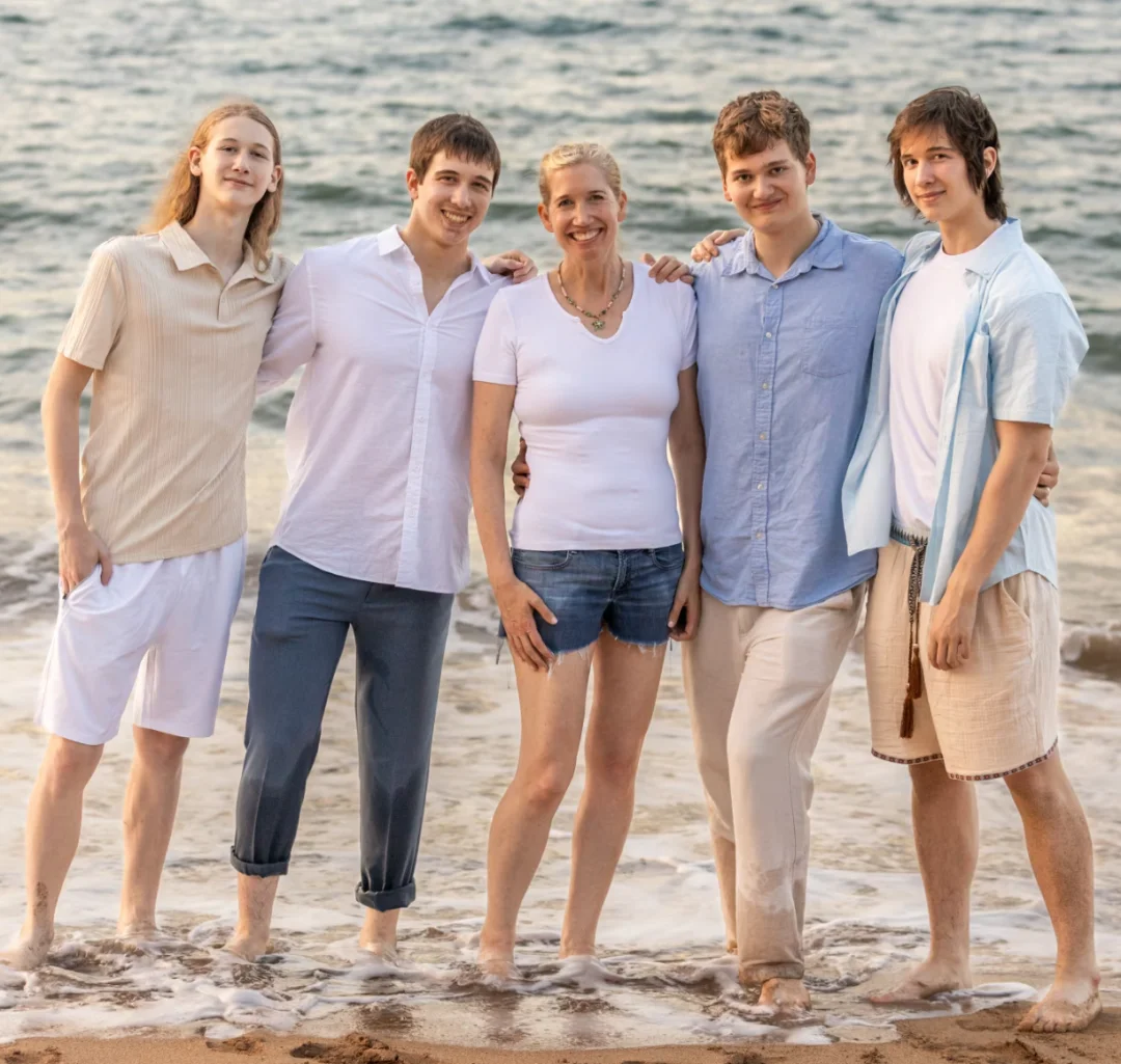 硅谷AI大佬的育儿经：别瞎学编程，文科生要逆袭，这6句话必须尽早跟孩子讲