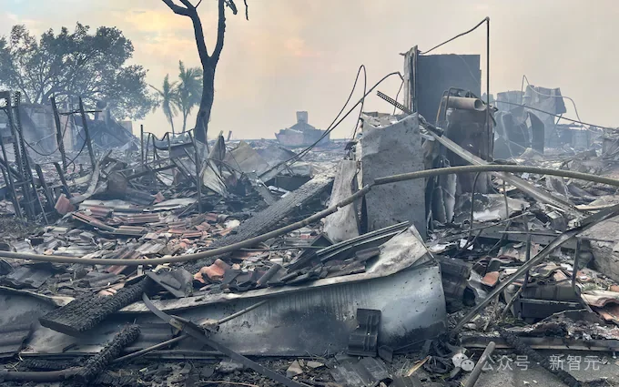 暴瘦30磅险丧命，61岁硅谷极客用AI重读11页病历，揪出罕见血癌