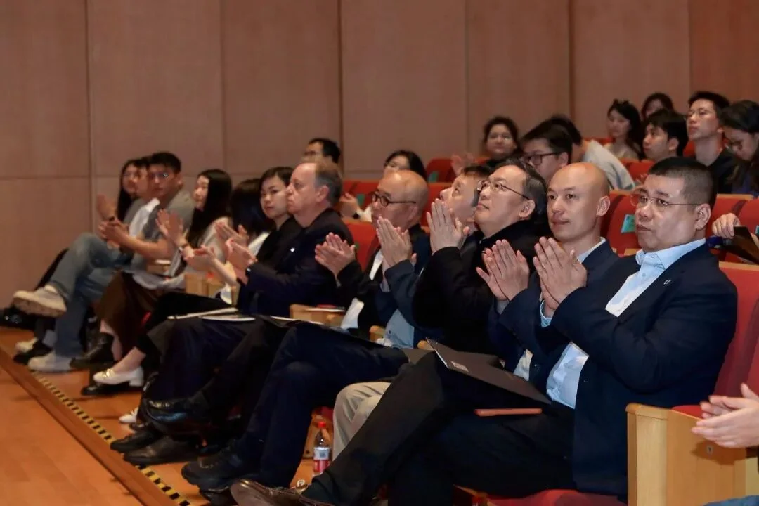 湾区智造｜毕鲁斯重磅发布 Billus-060C：我们终于做到了从 0 到 1 的突破