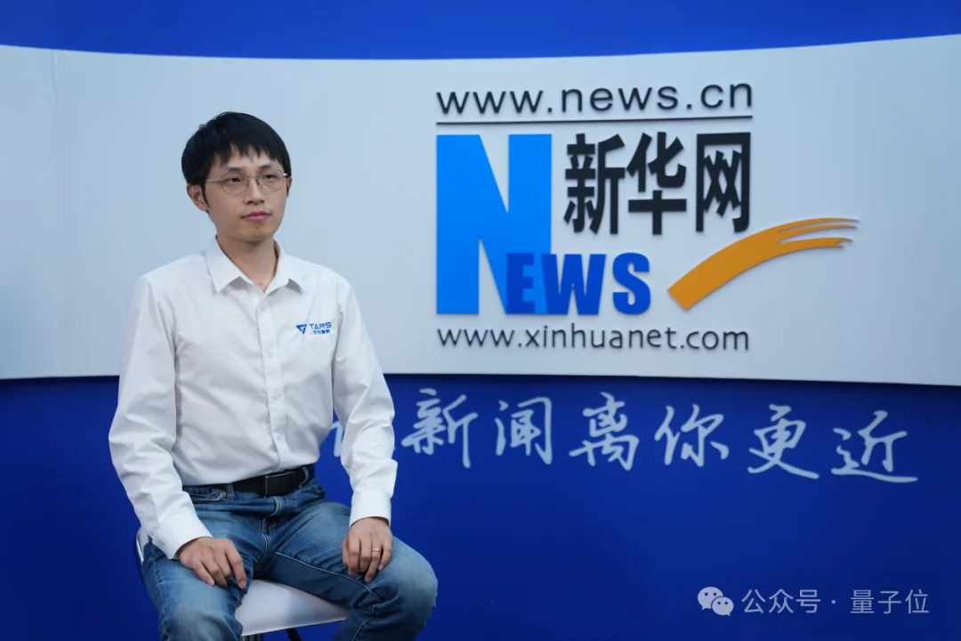 它石智航用“吉尼斯纪录”交卷真干活的具身大脑,丁文超:从来没有Plan B