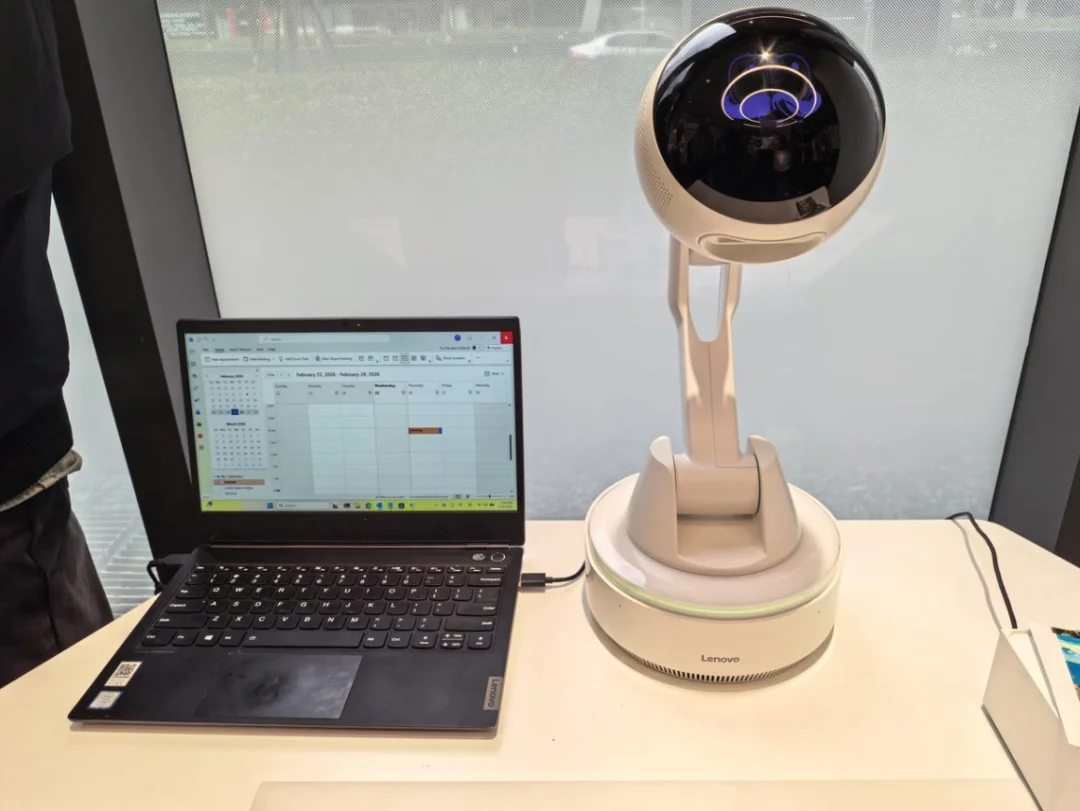 AI 助手的「硬件实体」,还能怎么变?