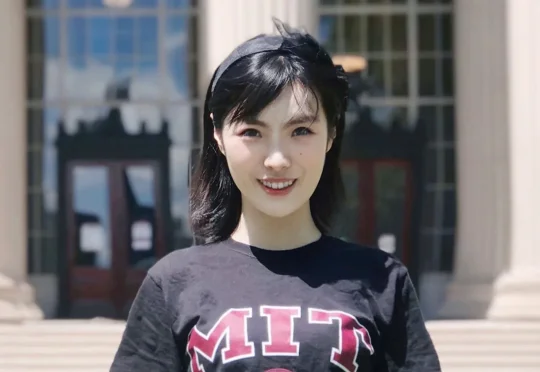 务工家庭走出00后天才！AI初创公司Axiom宣布完成2亿美元A轮融资