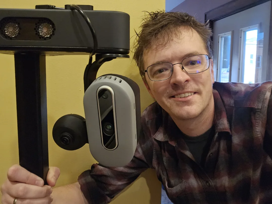 训练机器人方式对了吗?英伟达DreamZero双榜第一新反思