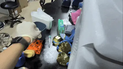 弯道超车？国产具身，千小时人类数据激发智能涌现