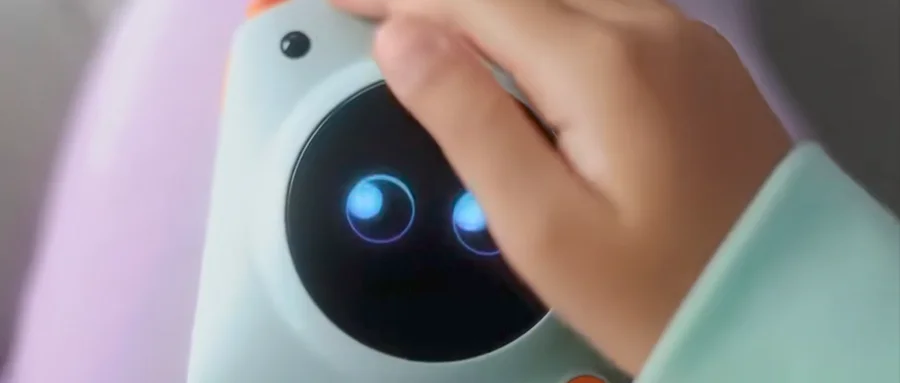 今年首个AI硬件爆款！冲上全国Top 1，腾讯前AI大牛入局 | 智东西对话创始人