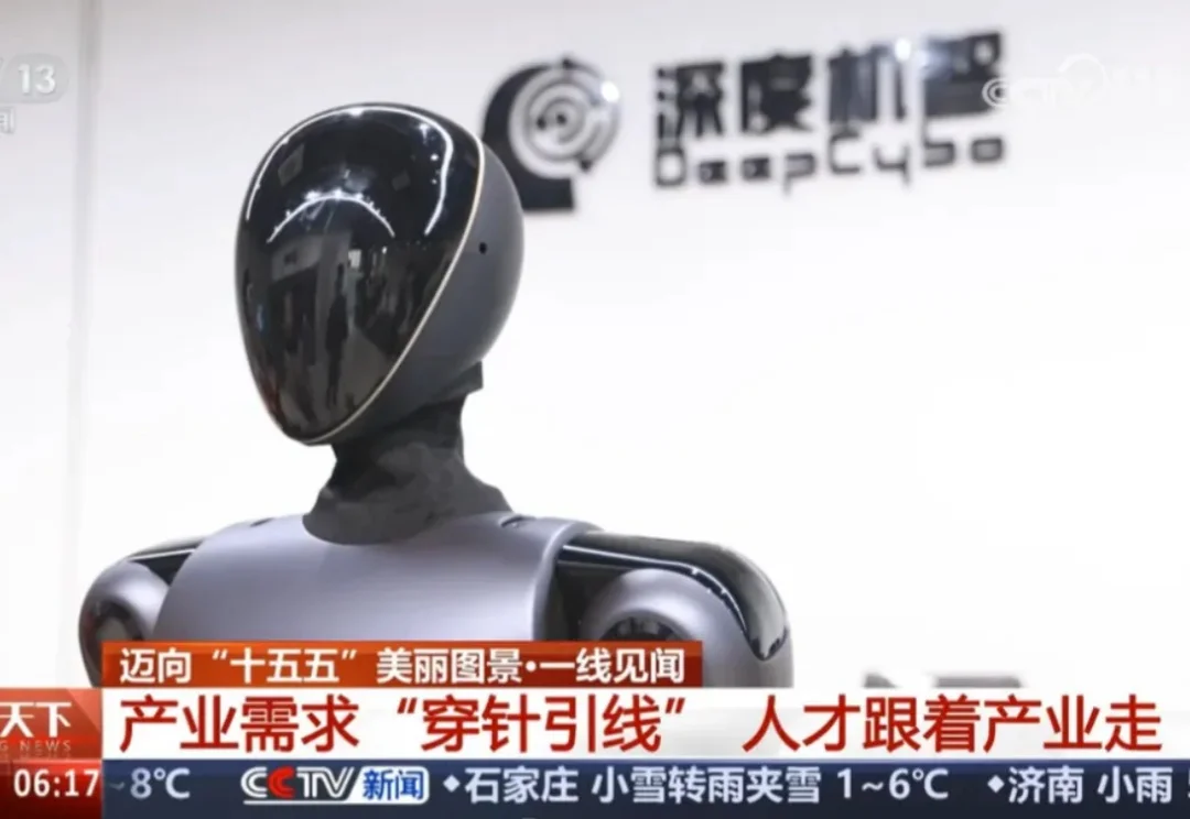 弯道超车？国产具身，千小时人类数据激发智能涌现