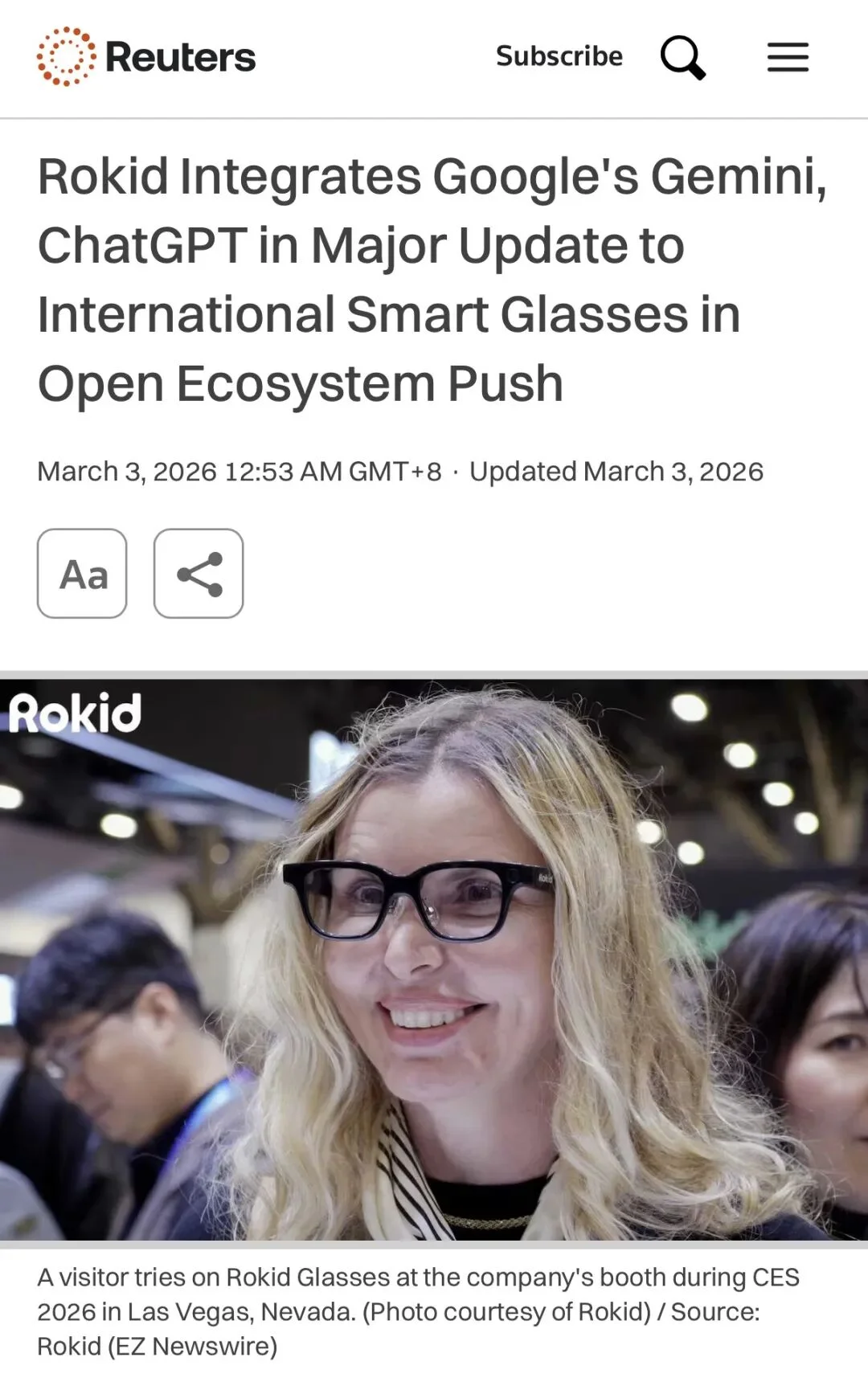 AI 眼镜，不该只有一个「大脑」