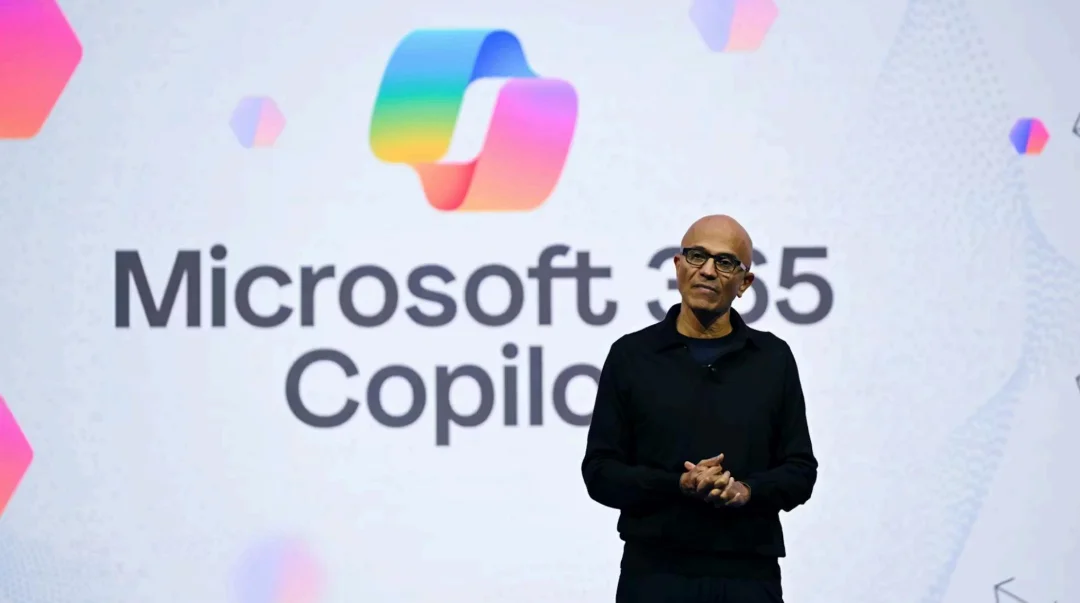 微软龙虾计划曝光!纳德拉紧急拉12人精锐,挥刀重组Copilot,与Claude夺市场