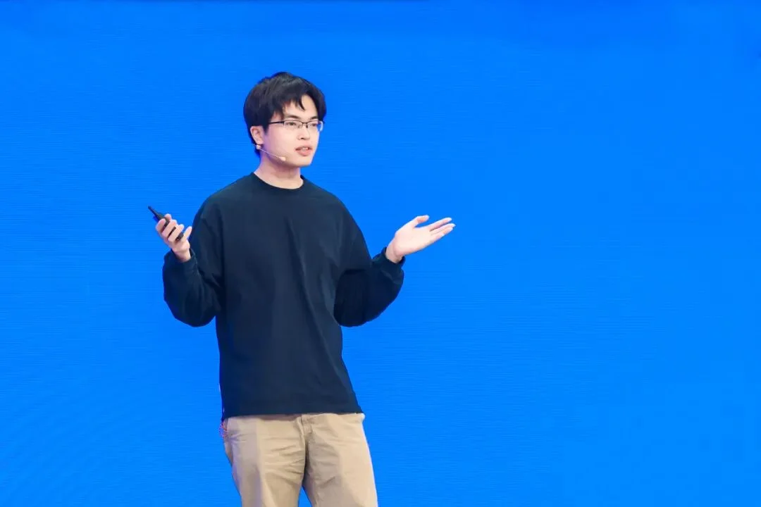 「卧底」Kimi的100小时