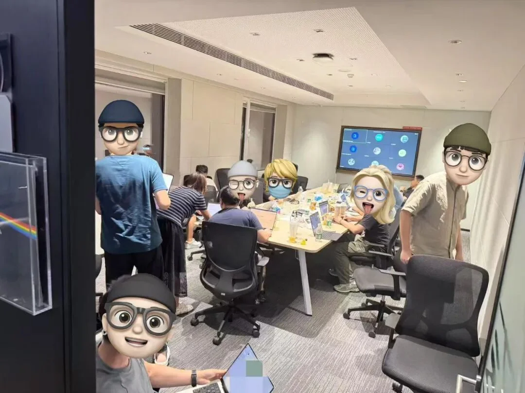 「卧底」Kimi的100小时