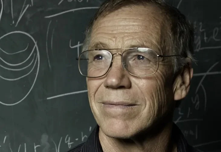 「压缩，就是你所需要的全部」！菲尔兹奖得主Michael Freedman新作揭开数学真相