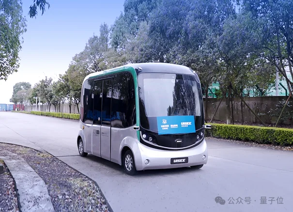 把人类驾驶员赶出机场，复旦大牛校友要港股IPO了