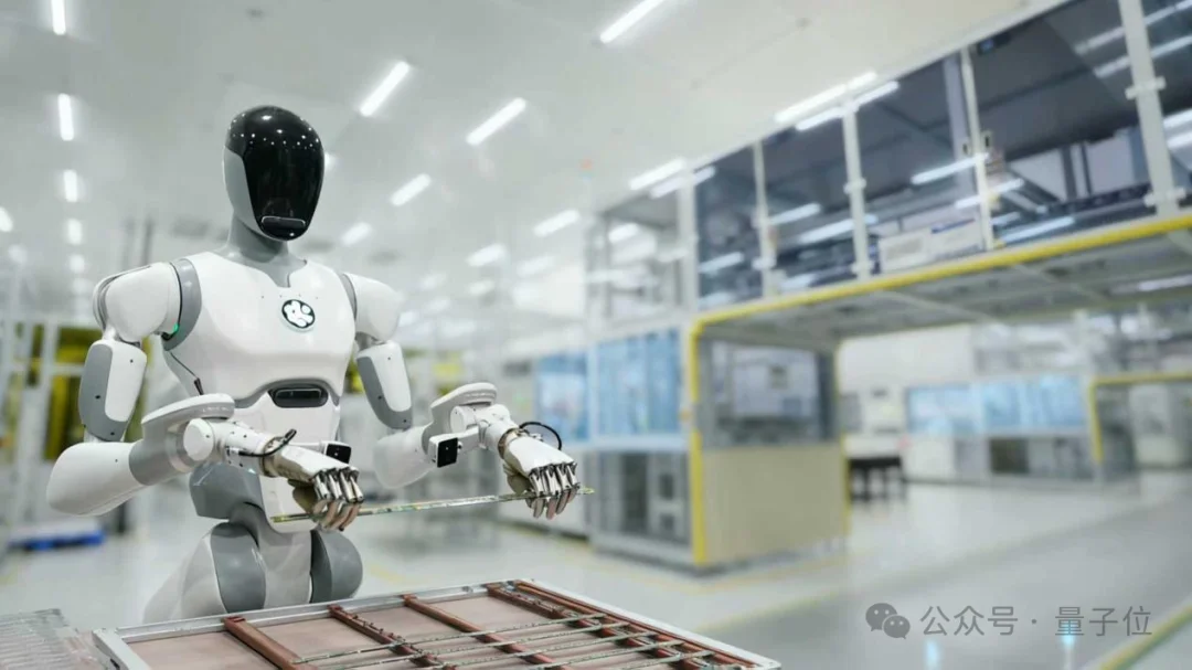 特斯拉开源硬件，中国公司回应来了：直接把机器人大脑开源了