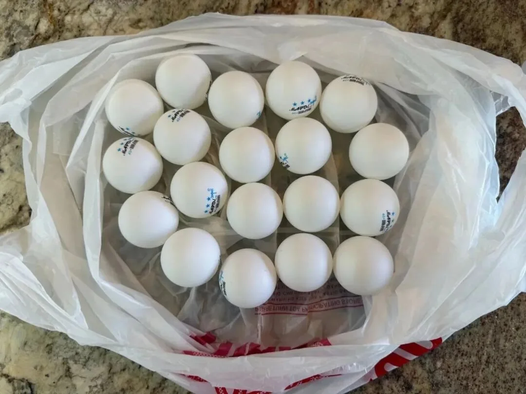 Anthropic 做了个 Agent 版闲鱼