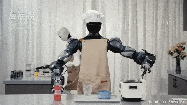 刚刚，国产AI双冠王！黑马世界模型打破全球纪录，一镜到底封神