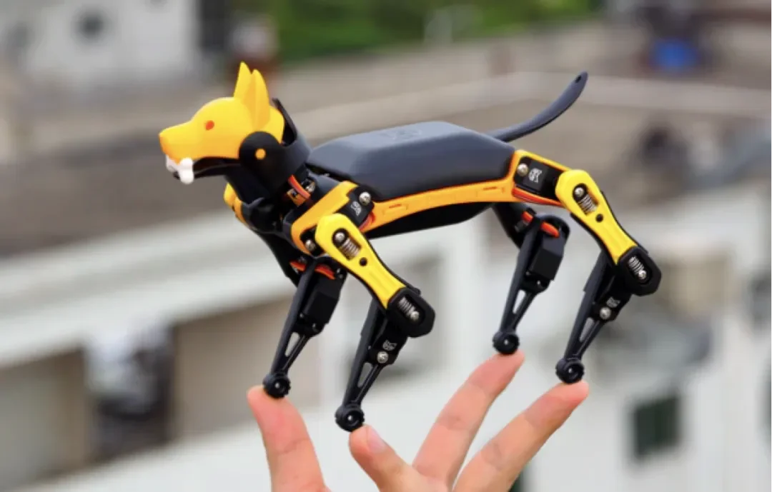 12个舵机，60套动作，Petoi 开源AI机器狗，基于乐鑫ESP32开发板Arduino编程，带你复刻波士顿动力Spot四足机器人