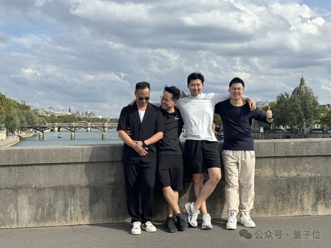 为了不跟龙虾抢电脑用，有人开始造Agent专属的“三无”硬件，比Mac Mini+存储便宜