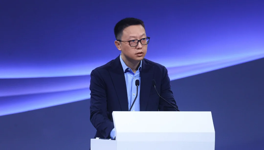 吴泳铭全员信官宣：李飞飞任阿里云CTO，AI架构大调整