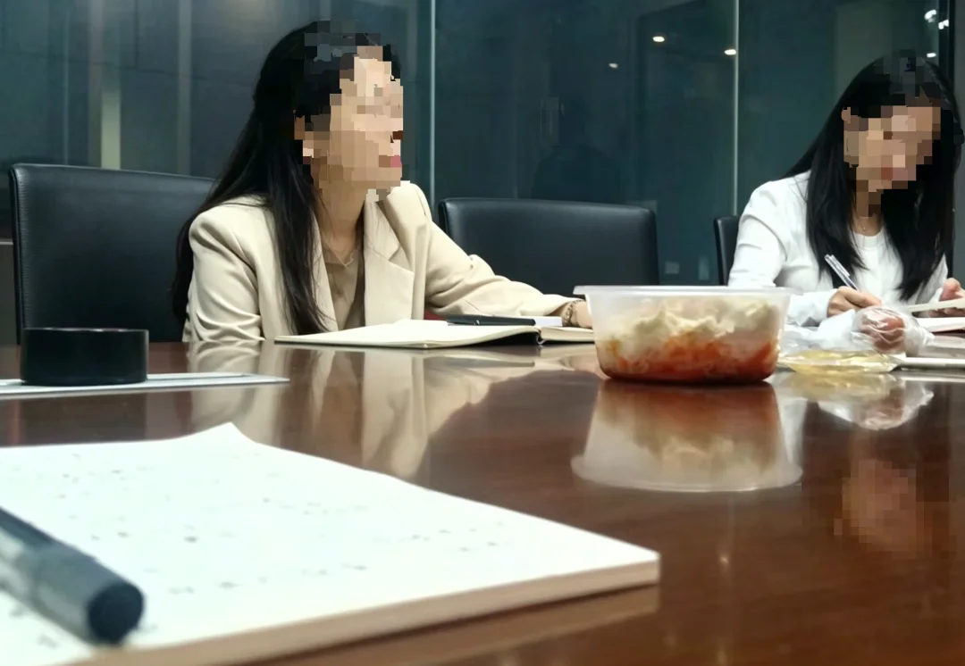 会用AI的人,反而加班更多了