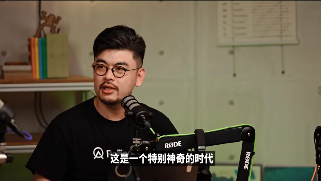 OpenAI 和 Anthropic 共同看好的 FDE：AI 时代的新岗位出现，旧分工松动｜对谈 Rolling AI