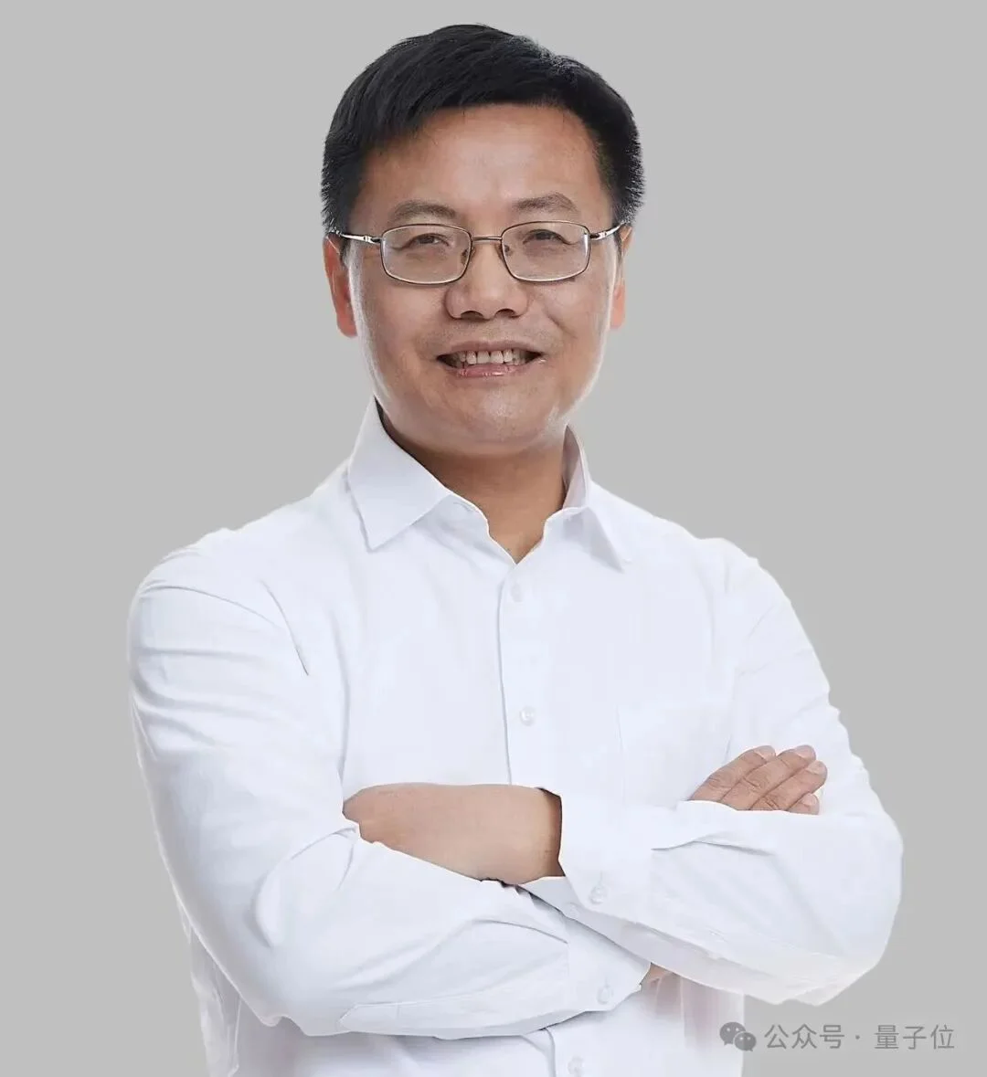 AI生物研发进入“操作系统时代”，许锦波团队MoleculeOS正式开放