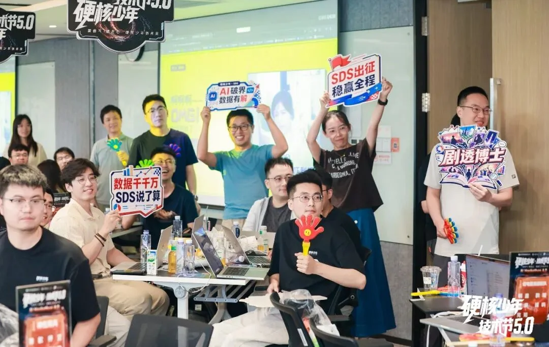阿里技术人的夏日副本：人机对决、AIGX上新、双城开聊