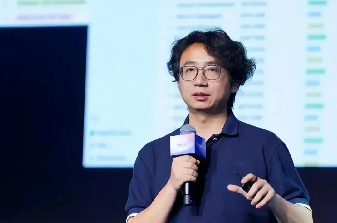 突发！阿里AI产线大整合，92年陈宇森统管三大Agent