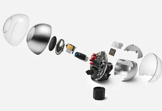 OpenAI 硬件路线图曝光：第一台硬件没有屏幕，手机 2027 上半年量产