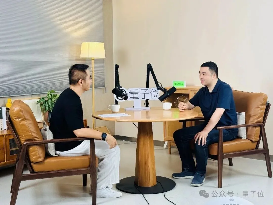 对话郎咸朋：具身也会有“蔚小理”，靠融资实现不了物理AGI