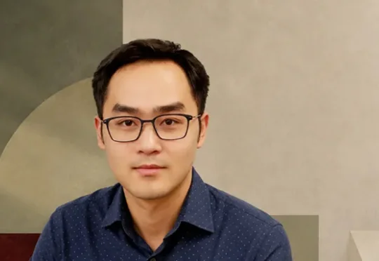 小扎“1亿美元年薪”挖的AI科学家余家辉宣布离职创业