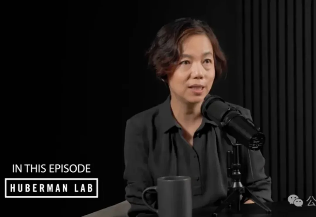 李飞飞最新访谈：AI咋能代替人呢？