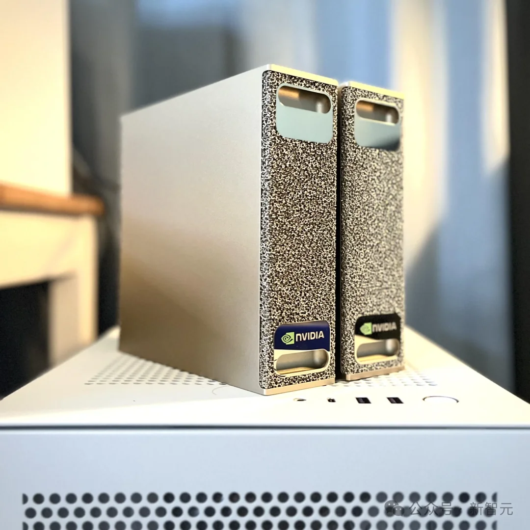 OpenAI被曝按吨囤Mac mini！几万台全拿去训AI了
