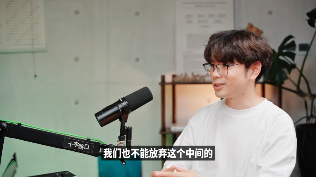 于是转身向具身走去｜对话王家伟：深朴智能00后首席科学家