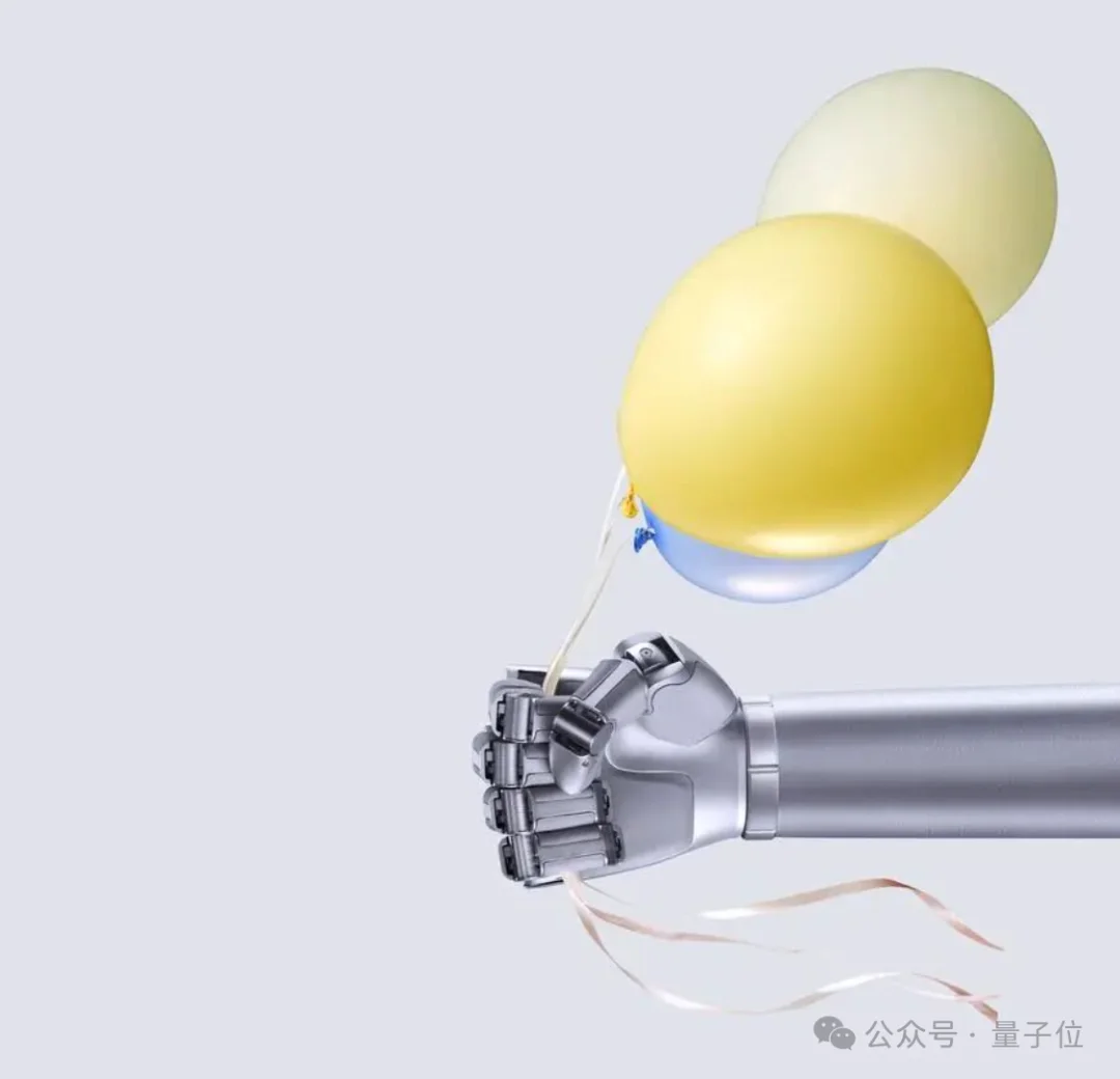 灵巧操作头号玩家：Sharpa把指尖「触觉」进化到全面「体感」