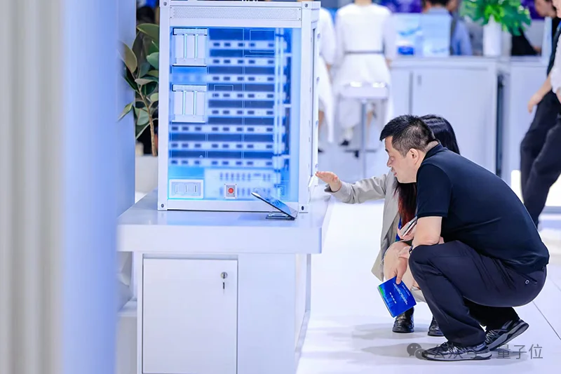 HC归来，华为正重新定义AIDC基础设施