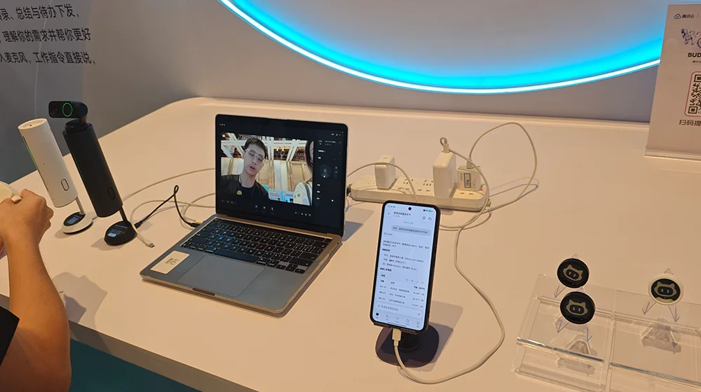 今天,按摩椅上也能用WorkBuddy了